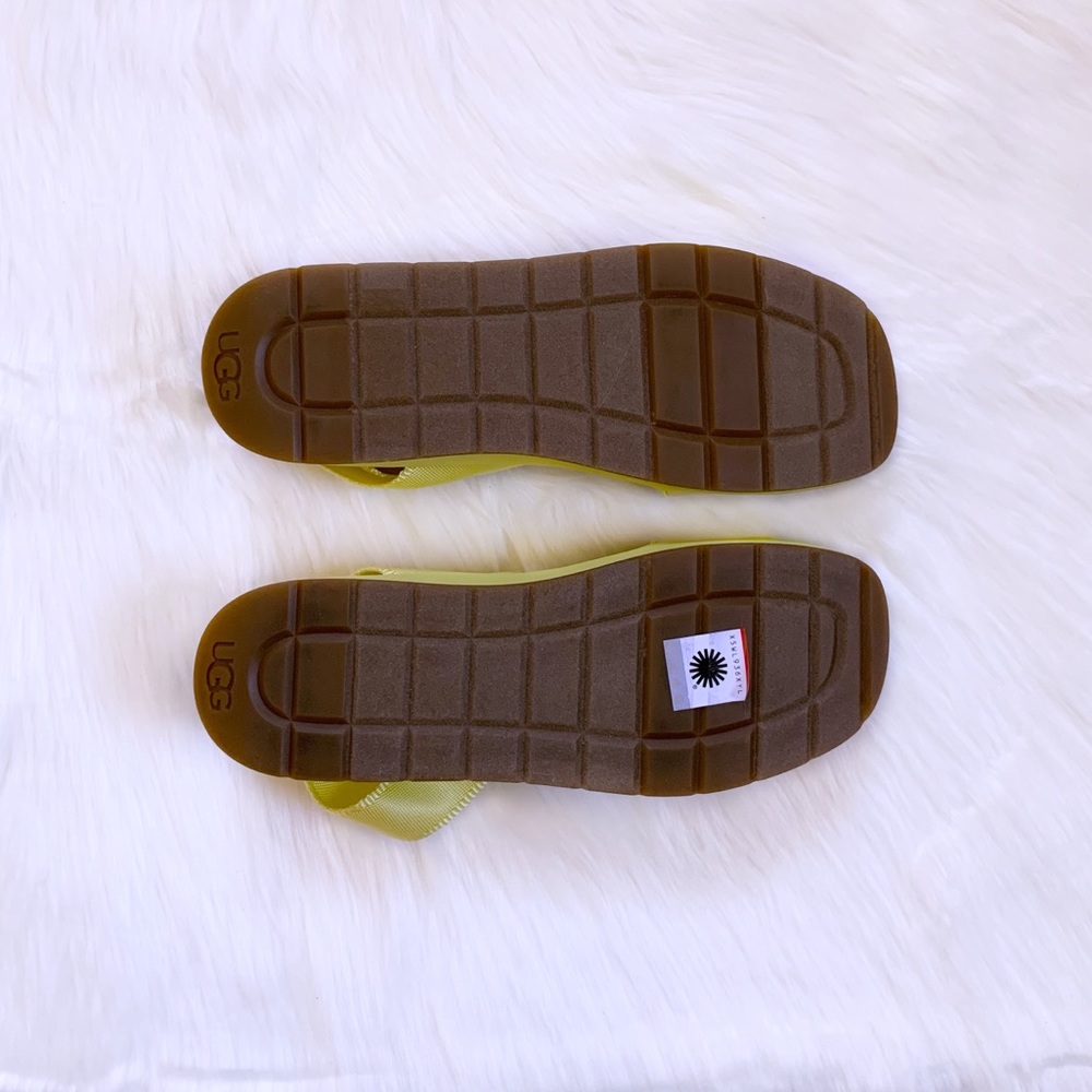 UGG Lennox Platform Sandals In Margarita - Picture 9 of 9